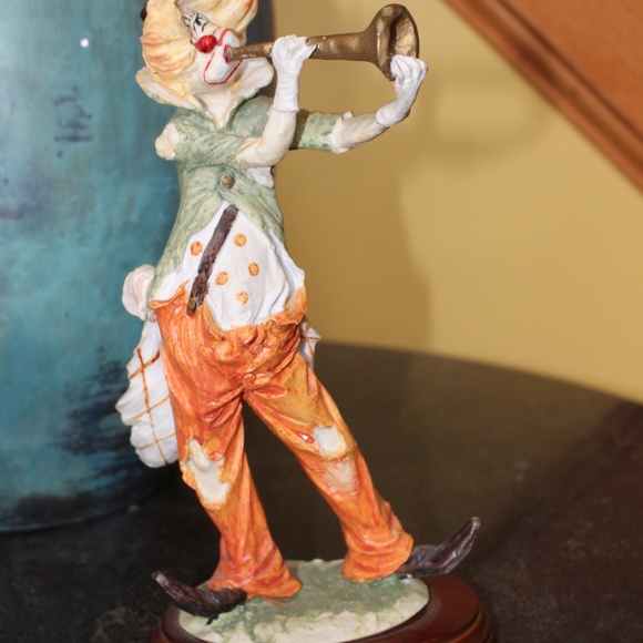 Lot of 4 Big top musical band circus clowns Resin Cast Hand panted - Picture 14 of 15